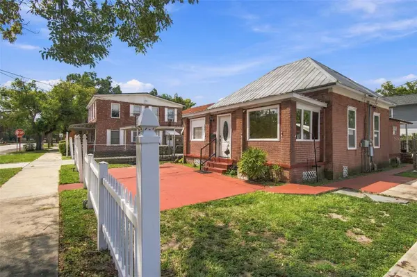 2402 N HIGHLAND AVE, Tampa, FL 33602
