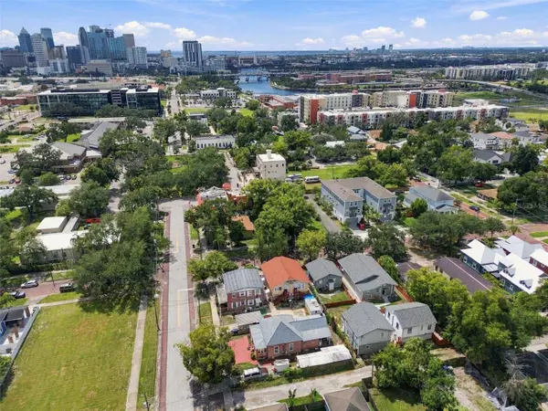 2402 N HIGHLAND AVE, Tampa, FL 33602