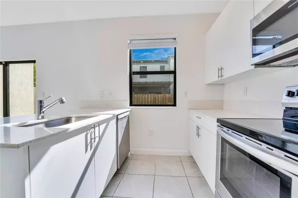 28517 SW 134TH AVE, Homestead, FL 33033