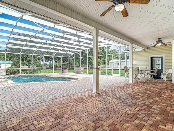 17670 SE 283RD AVE, Umatilla, FL 32784