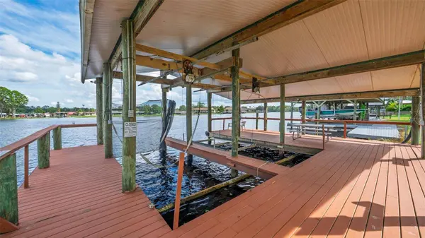56310 REDBUD RD, Astor, FL 32102