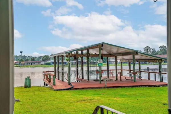56310 REDBUD RD, Astor, FL 32102