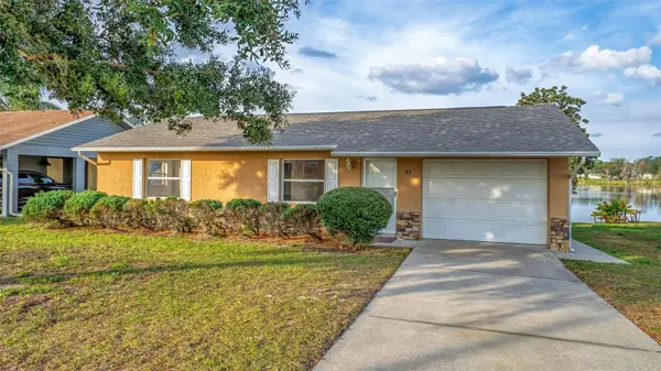 51 CAYMAN CIR, Umatilla, FL 32784