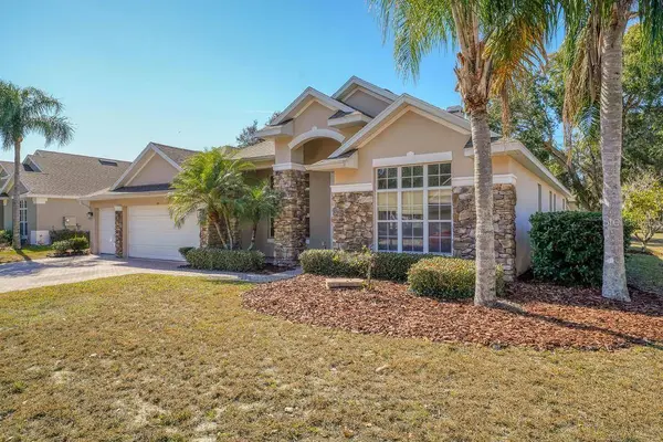 201 W BLUE WATER EDGE DR, Eustis, FL 32736