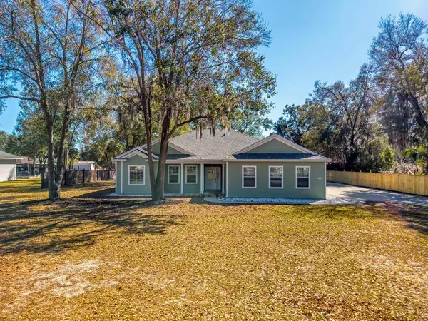 260 CASSADY ST, Umatilla, FL 32784