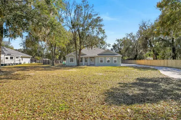 260 CASSADY ST, Umatilla, FL 32784