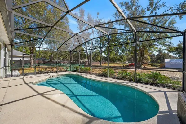 260 CASSADY ST, Umatilla, FL 32784