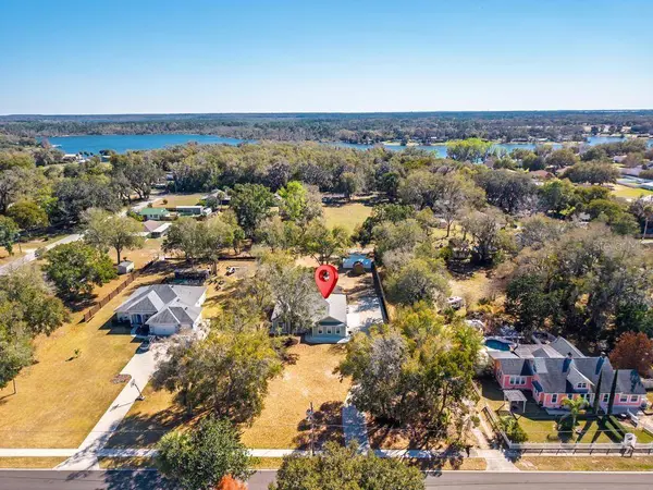 260 CASSADY ST, Umatilla, FL 32784