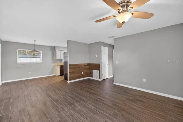 42210 W LAKEVIEW DR, Altoona, FL 32702