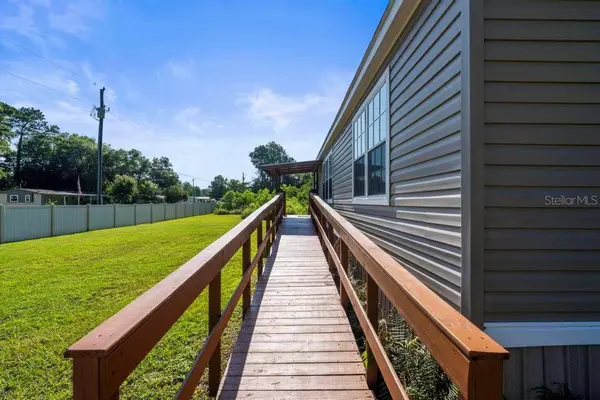 23400 PANTHER RD, Astor, FL 32102