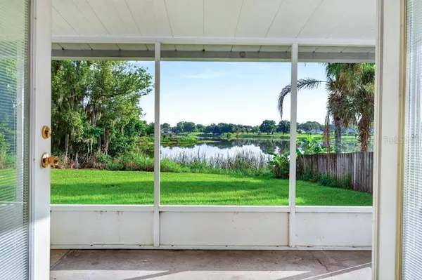57 CAYMAN CIR, Umatilla, FL 32784