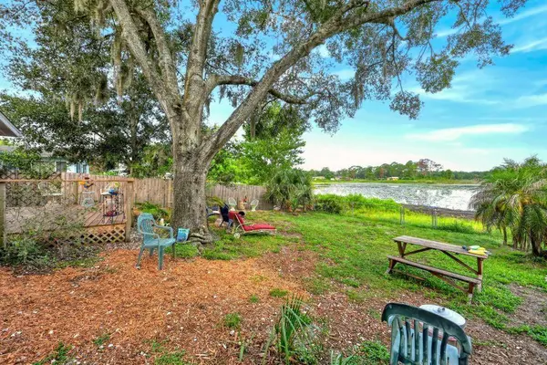 37401 TURNER DR, Umatilla, FL 32784