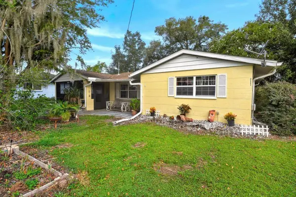 37401 TURNER DR, Umatilla, FL 32784