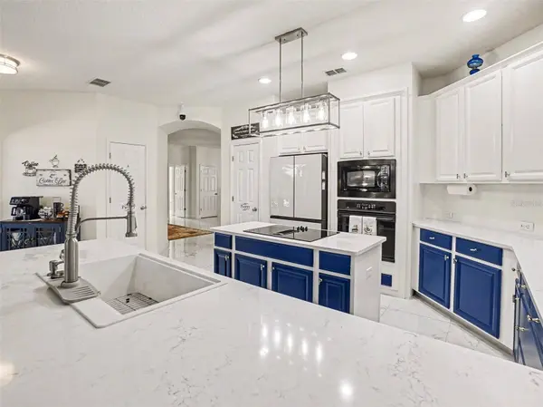 2260 PICKFORD CIR, Apopka, FL 32703