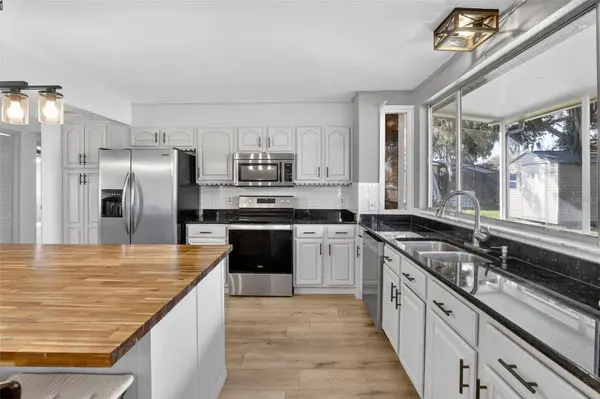 1595 SHADY OAK DR, Kissimmee, FL 34744