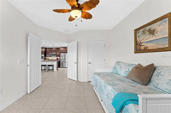 4851 PEARL LAKE CT, Kissimmee, FL 34758