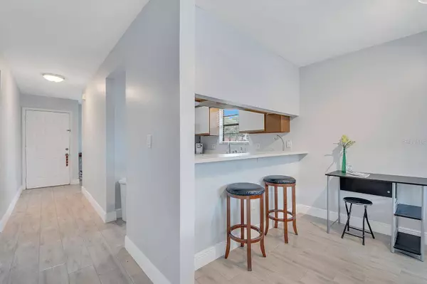 2033 CARIBBEAN DR S #2033, Kissimmee, FL 34741