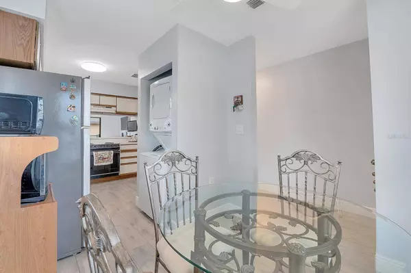 2033 CARIBBEAN DR S #2033, Kissimmee, FL 34741