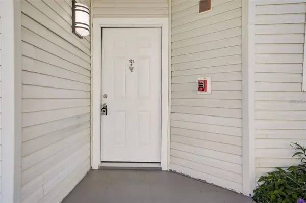 2556 WOODGATE BLVD #101, Orlando, FL 32822