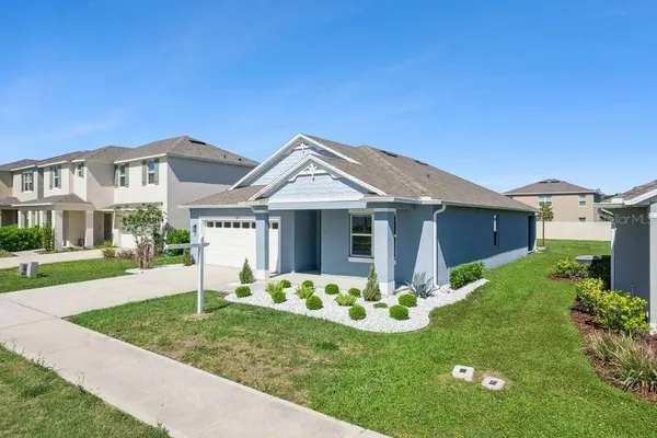 5235 MAHOGANY DR, Mount Dora, FL 32757