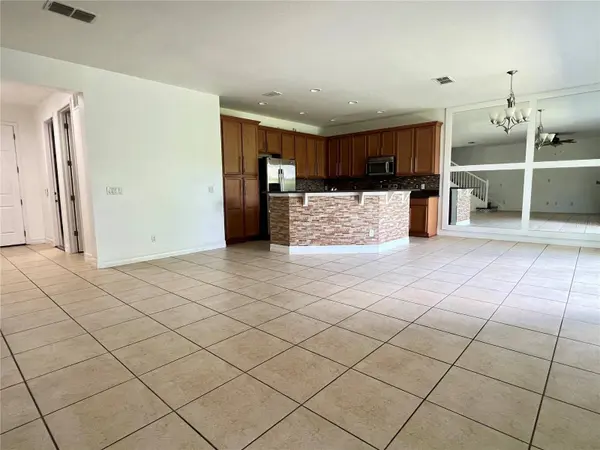 10411 BELFRY CIR, Orlando, FL 32832