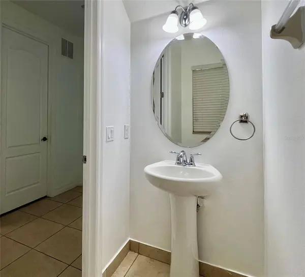10411 BELFRY CIR, Orlando, FL 32832