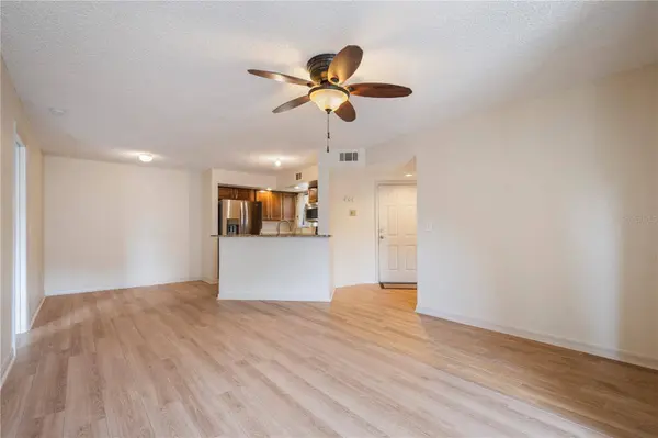4512 COMMANDER DR #1712, Orlando, FL 32822