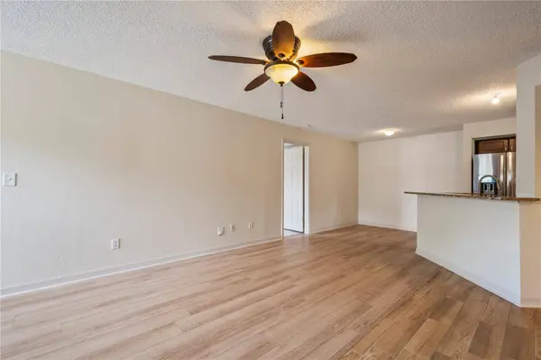 4512 COMMANDER DR #1712, Orlando, FL 32822