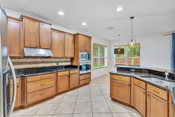 5050 WHITEWATER WAY, St Cloud, FL 34771
