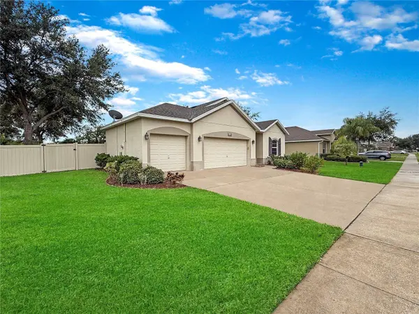 12312 HAMMOCK POINTE CIR, Clermont, FL 34711