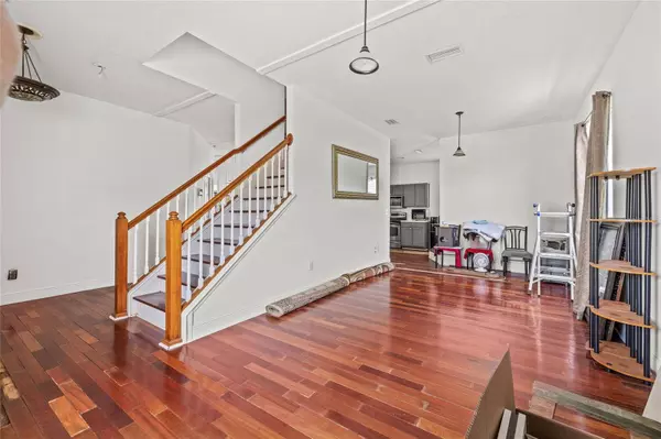 12214 CITRUS LEAF DR, Gibsonton, FL 33534