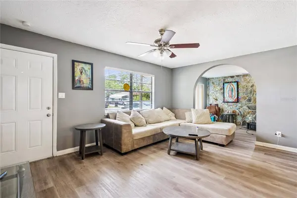 1691 LUCY TERRY AVE, Apopka, FL 32703