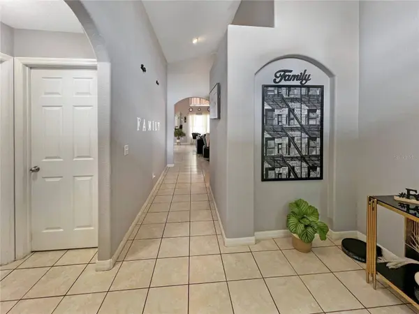 8439 ADELE RD, Lakeland, FL 33810