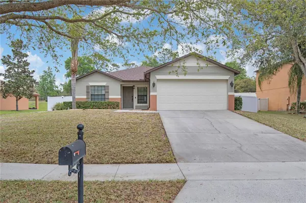 1763 WATERSIDE OAKS DR, Orange City, FL 32763