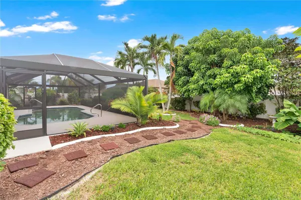 3926 SW 1ST AVE, Cape Coral, FL 33914
