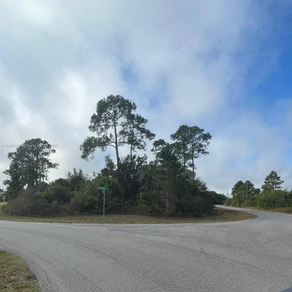 KIMBALL CIR, North Port, FL 34288