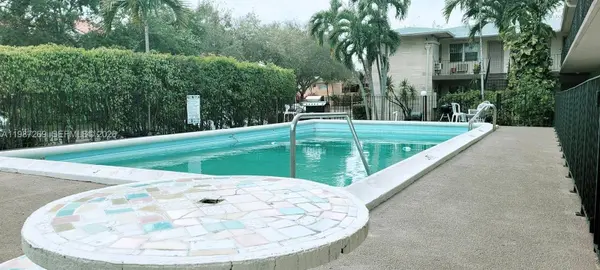 1755 NE 116th Rd #8, North Miami, FL 33181