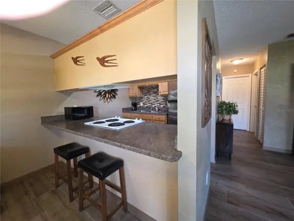 400 OAKRIDGE BLVD #6, Daytona Beach, FL 32118