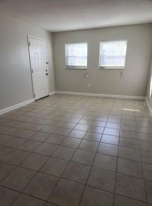 817 SKY LAKE CIR #A, Orlando, FL 32809