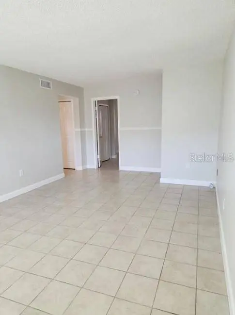 817 SKY LAKE CIR #A, Orlando, FL 32809