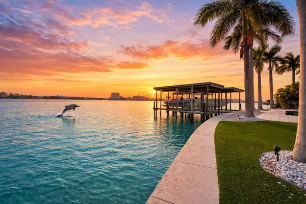 7801 9TH AVE S, St Petersburg, FL 33707