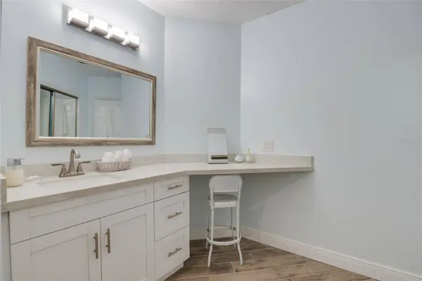 11520 SHIPWATCH DR #1385, Largo, FL 33774