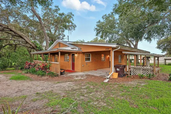 25888 SE 157TH LN, Umatilla, FL 32784