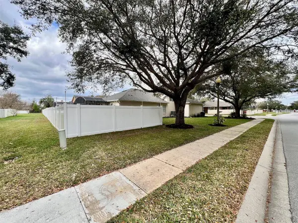 168 BRADWICK CIR, Debary, FL 32713