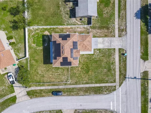 2820 E WACO DR, Deltona, FL 32738