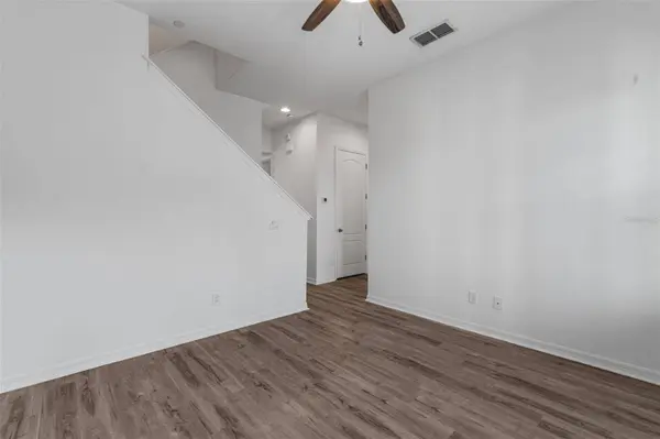 160 SUN PALM LN, Altamonte Springs, FL 32701