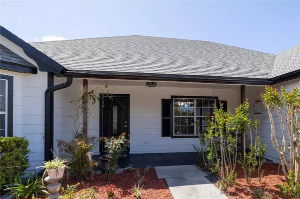 1060 STILL RD, Pierson, FL 32180