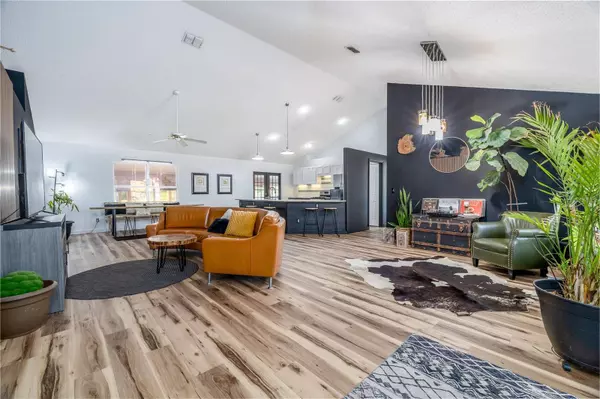 1060 STILL RD, Pierson, FL 32180