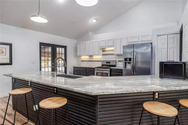 1060 STILL RD, Pierson, FL 32180