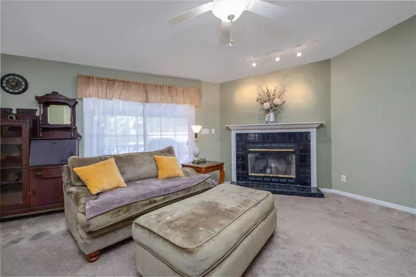 111 PENNY ACRES LN, Crescent City, FL 32112